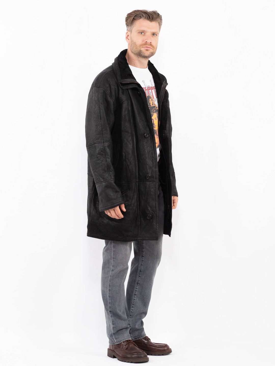 Vintage 90's Men Sheepskin Coat in BlackZ2090