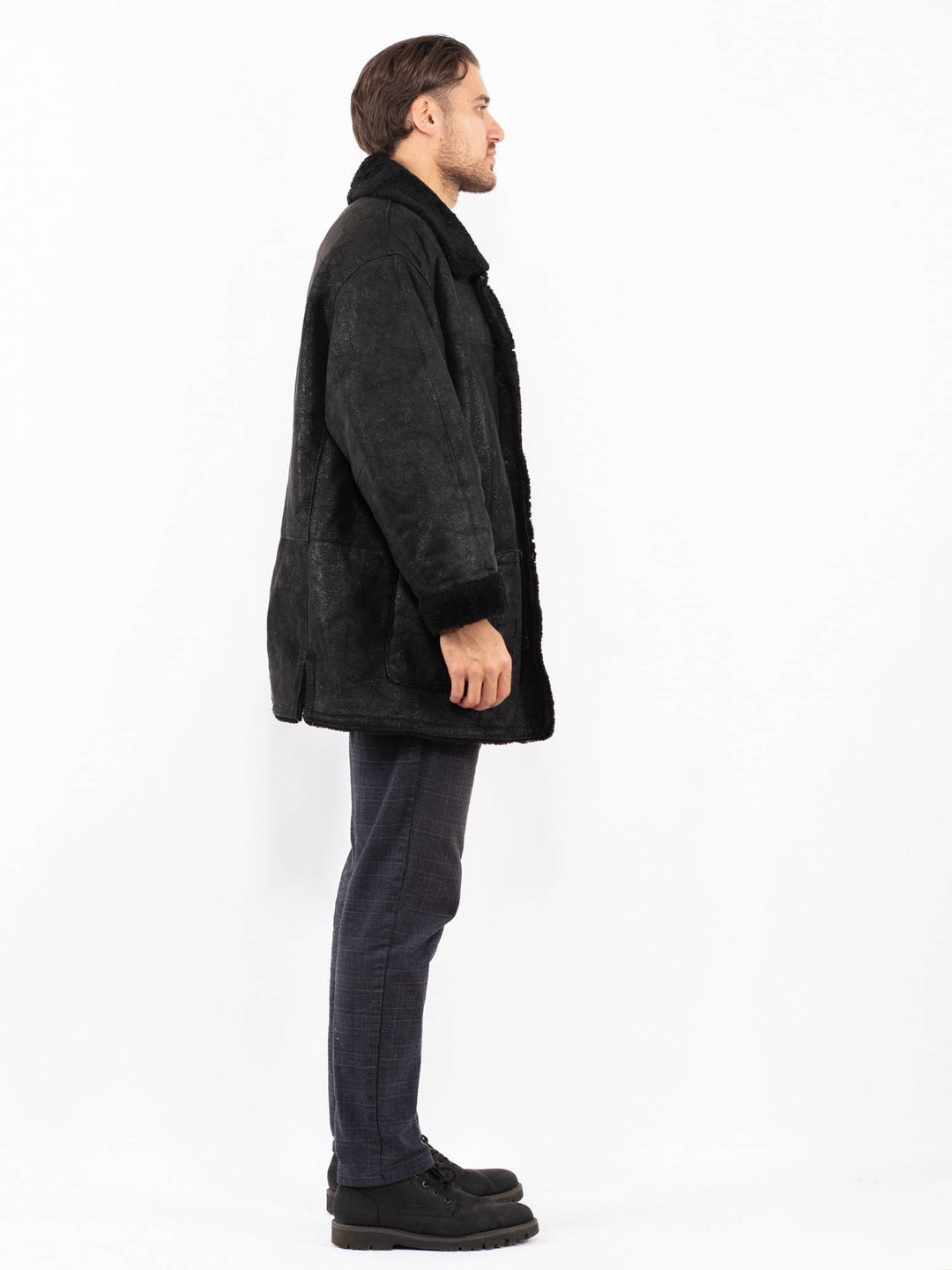 Vintage 90's Men Sheepskin Coat in BlackZ2411