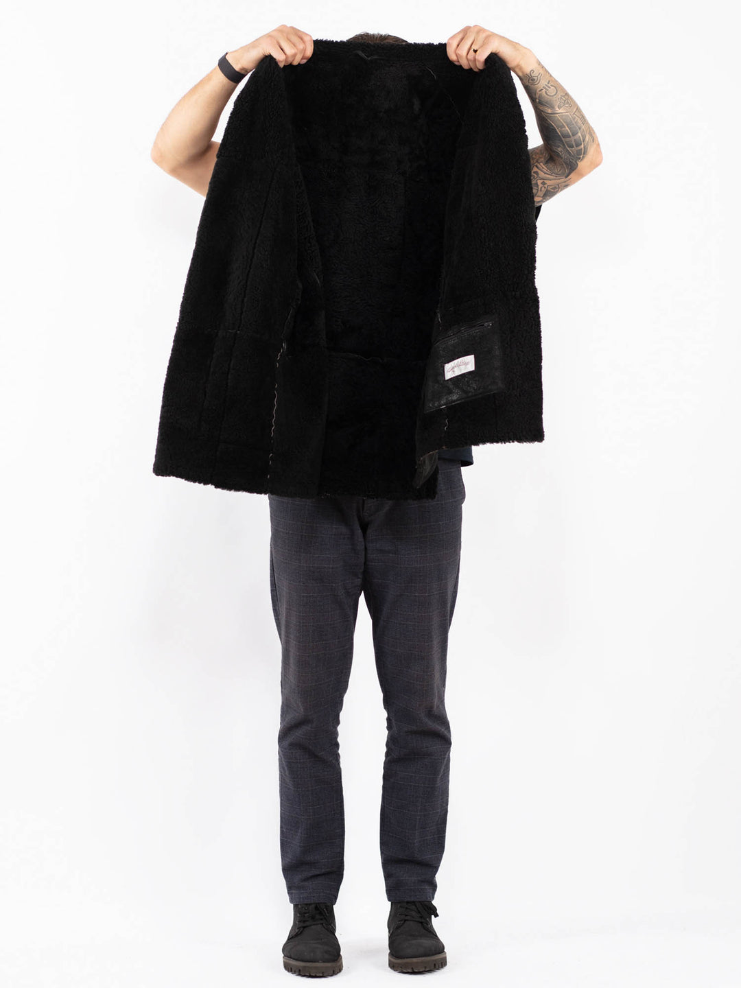 Vintage 90's Men Sheepskin Coat in BlackZ2411