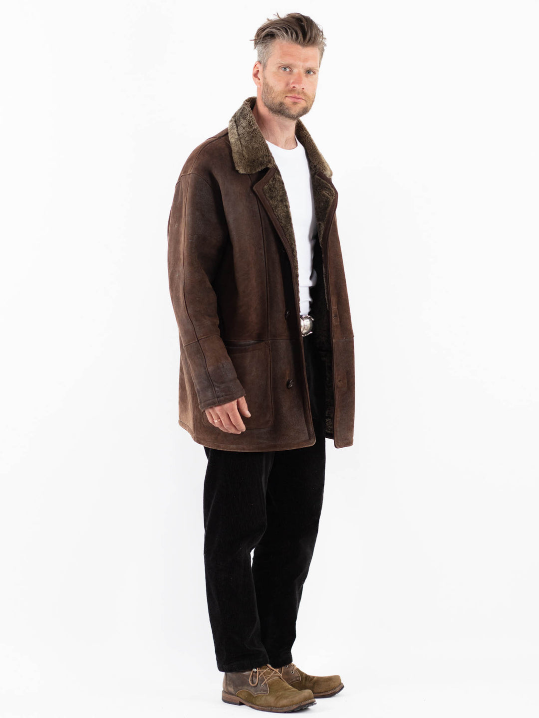 Vintage 90's Men Sheepskin Coat in BrownZ1874