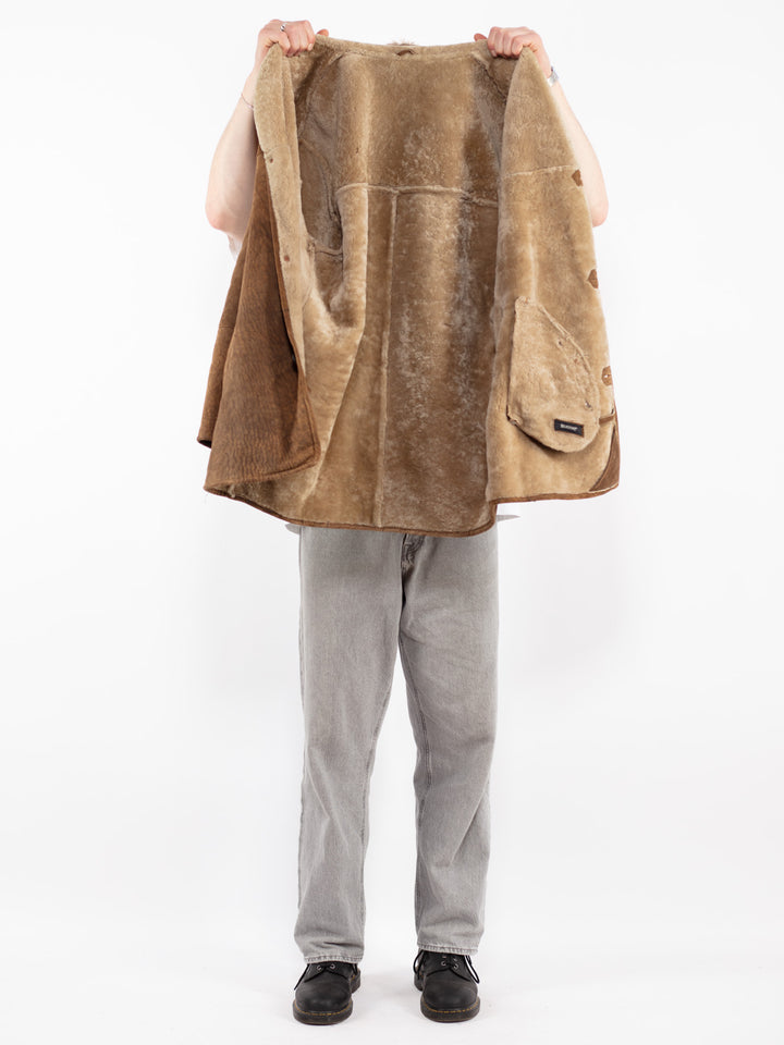 Vintage 90's Men Sheepskin Coat in Brown