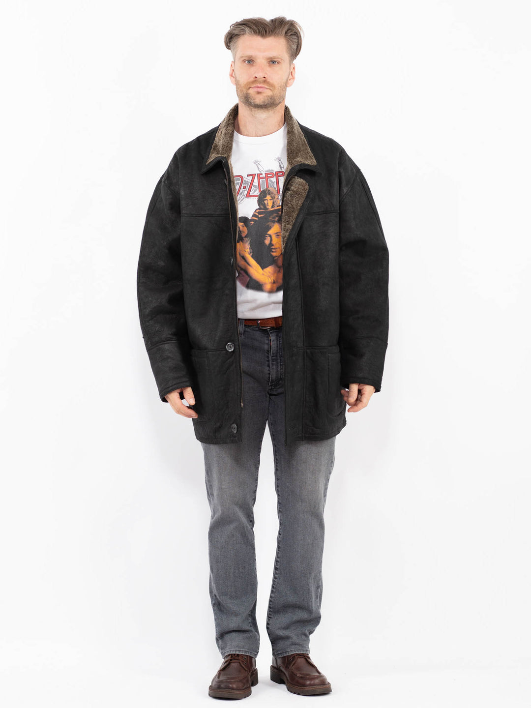 Vintage 90's Men Sheepskin Coat in BlackZ2105