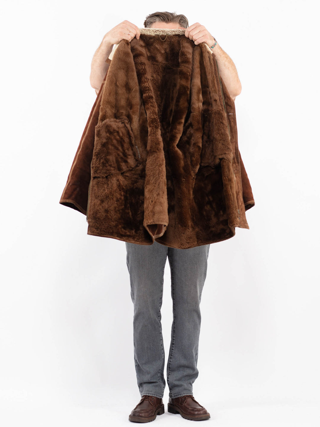 Vintage 90's Men Sheepskin Coat in BrownZ2113