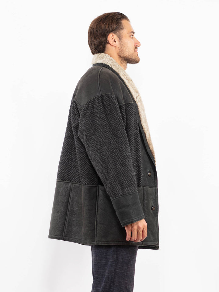 Vintage 90's Men Sheepskin Coat in BlackZ2234