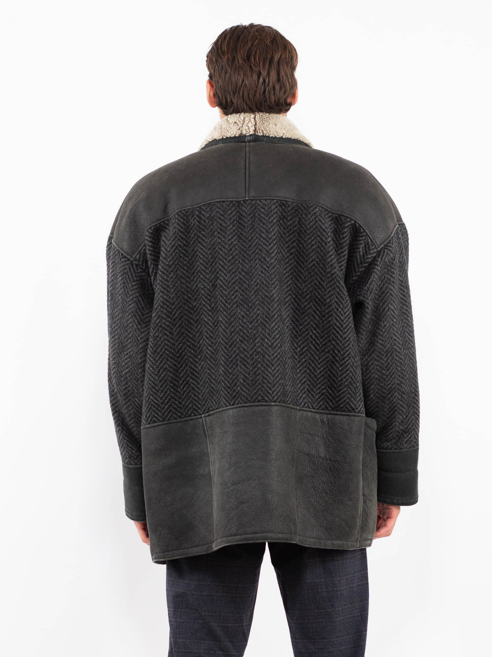 Vintage 90's Men Sheepskin Coat in BlackZ2234
