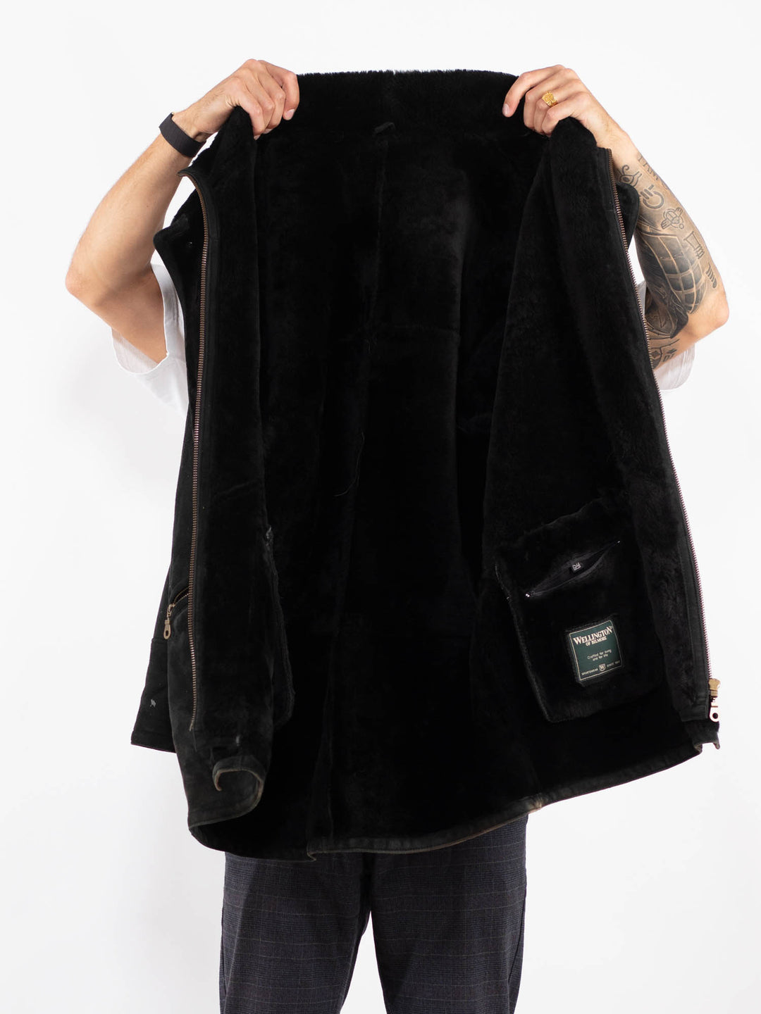 Vintage 90's Men Sheepskin Coat in BlackZ2247