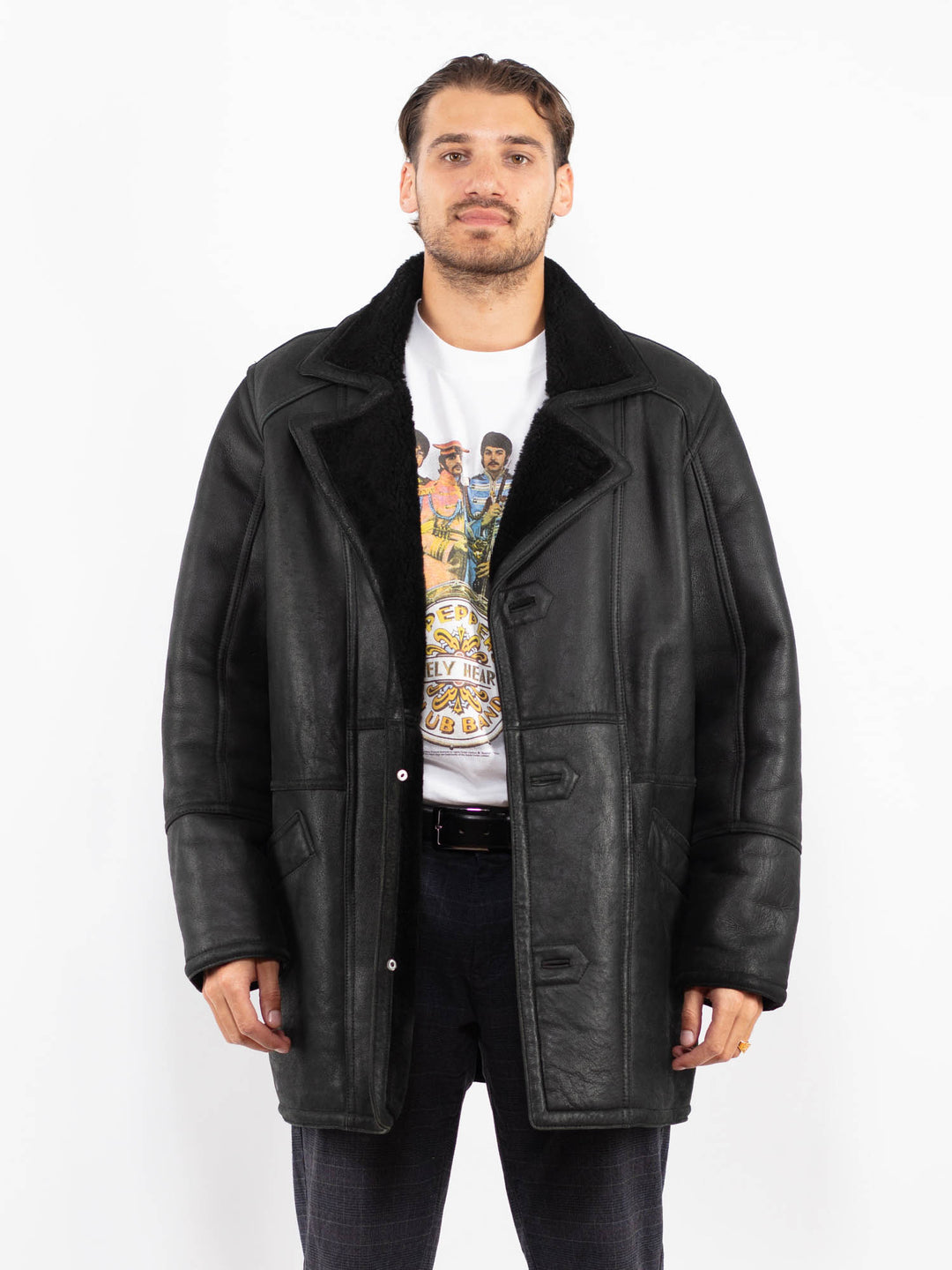 Vintage 90's Men Sheepskin Coat in BlackZ2252