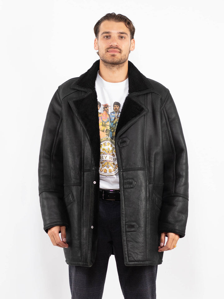 Vintage 90's Men Sheepskin Coat in BlackZ2252