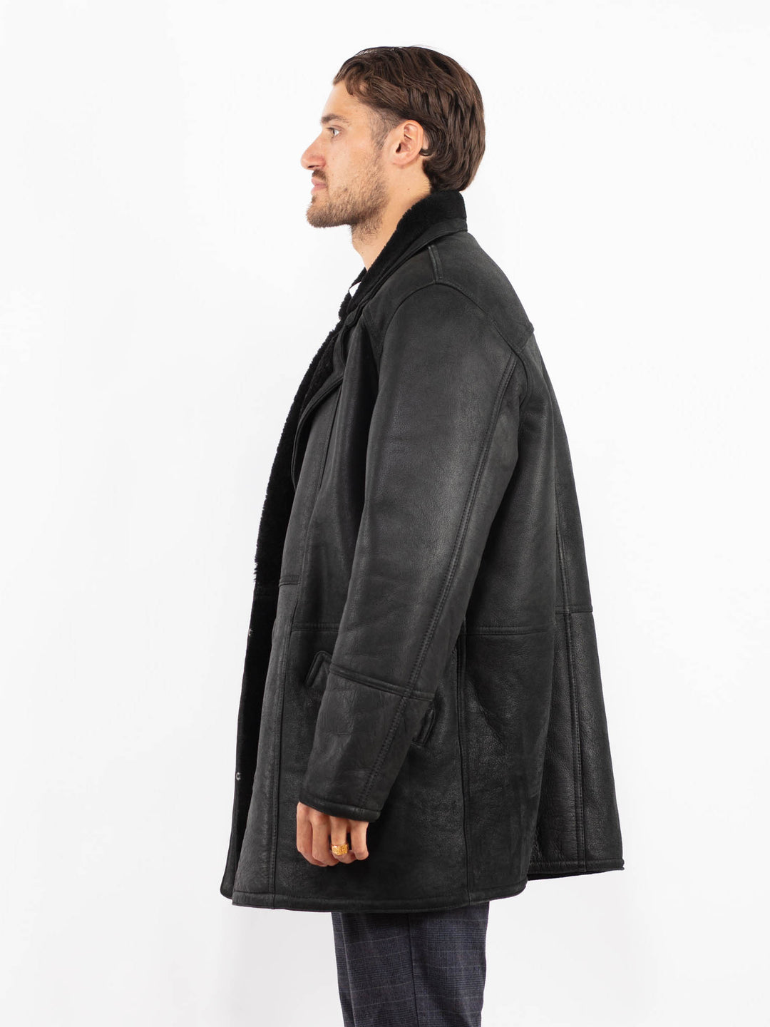 Vintage 90's Men Sheepskin Coat in BlackZ2252