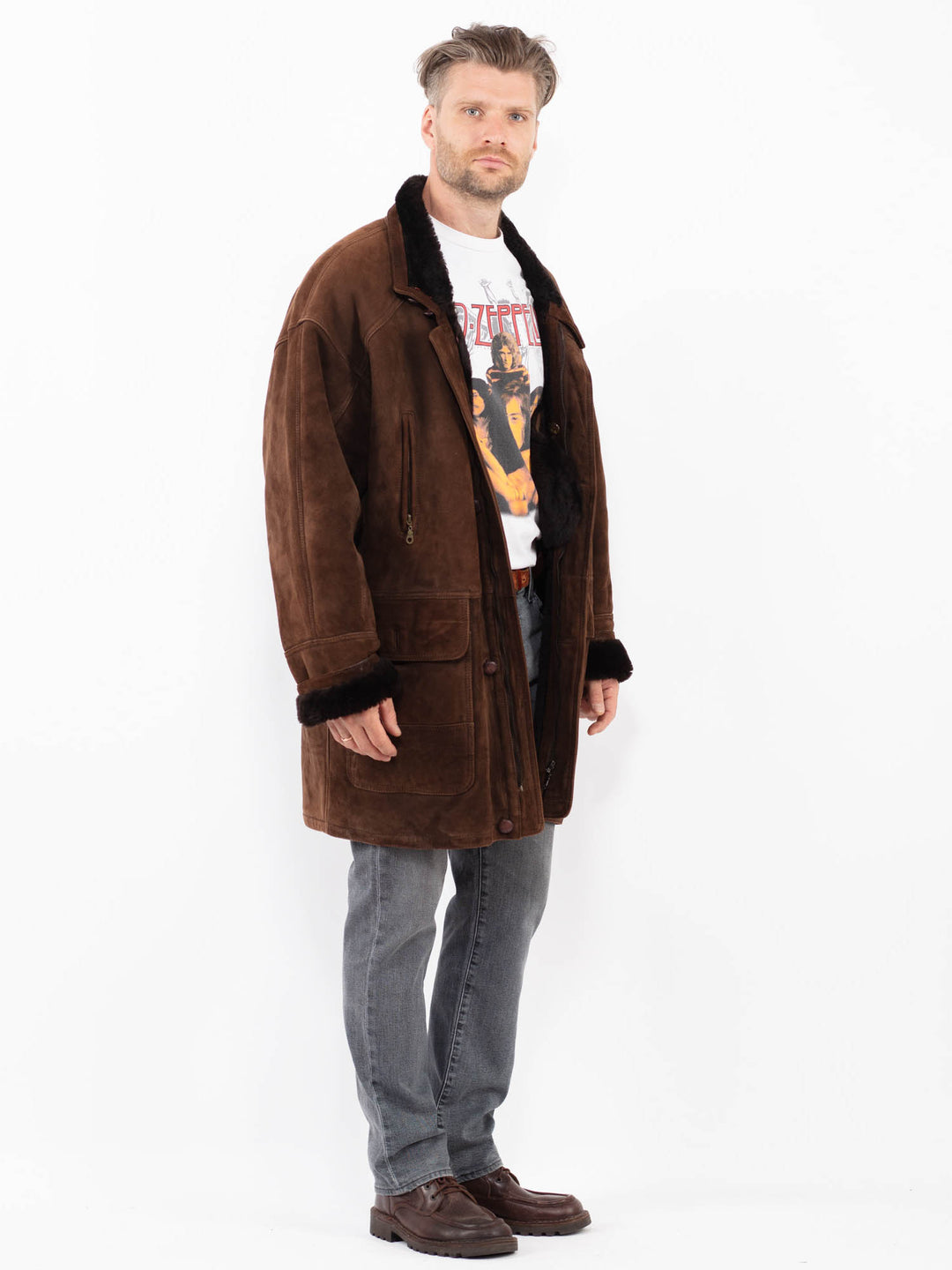 Vintage 90's Men Sheepskin Coat in BrownZ2150