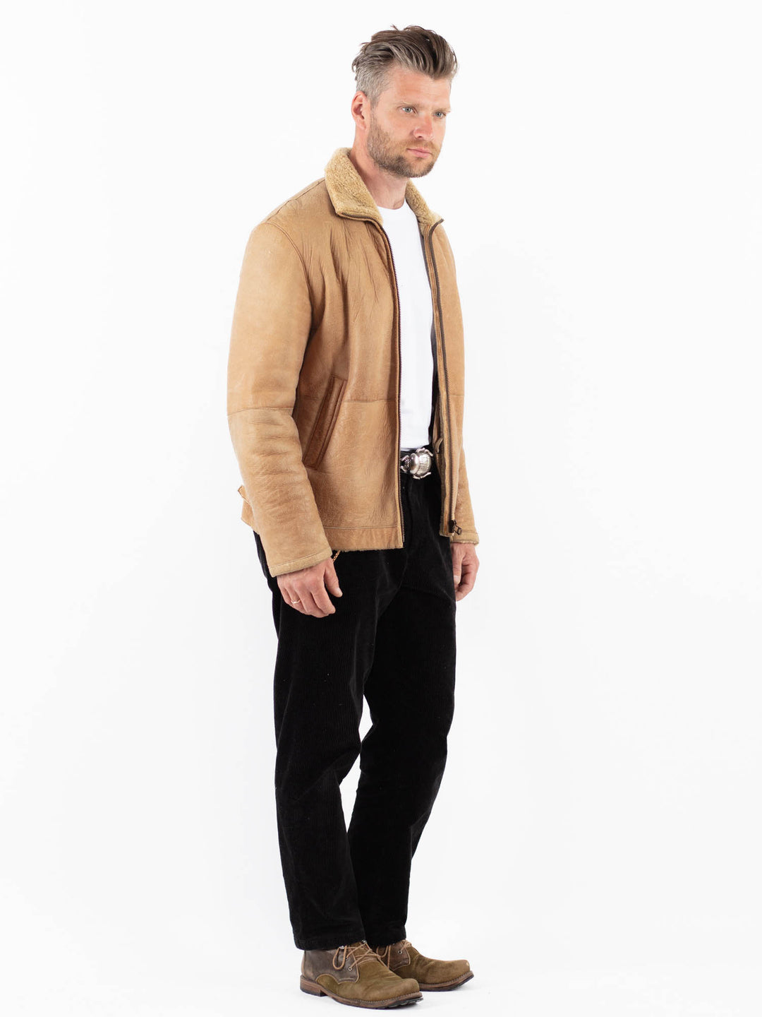 Vintage 90's Men Sheepskin Jacket in BeigeZ1884