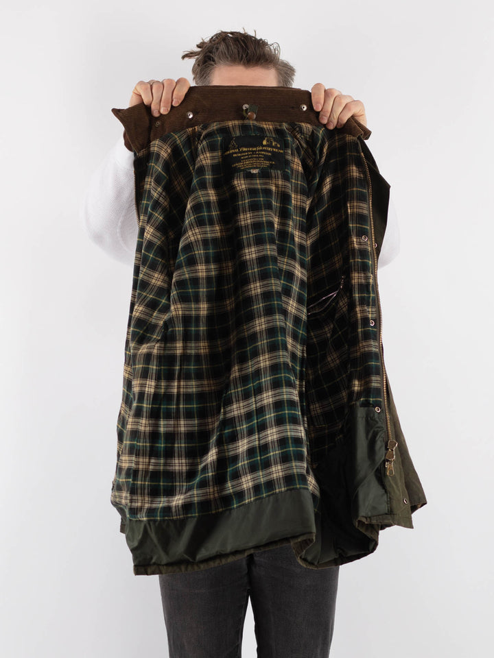 Vintage 90's Men Waxed Canvas Jacket in GreenZ674