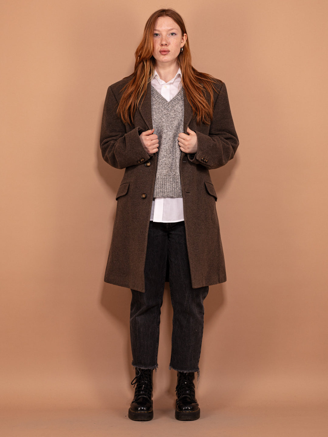Vintage 90's Women  Cashmere and Wool Blend Coat in Brown - NorthernGrip