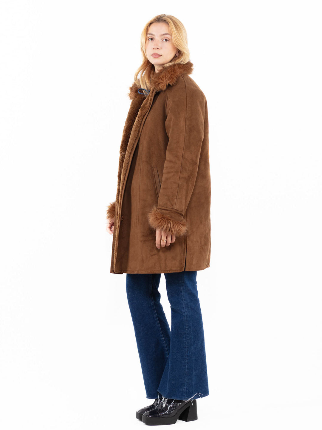 Vintage 90's Women Faux Sheepskin Coat in BrownA0074