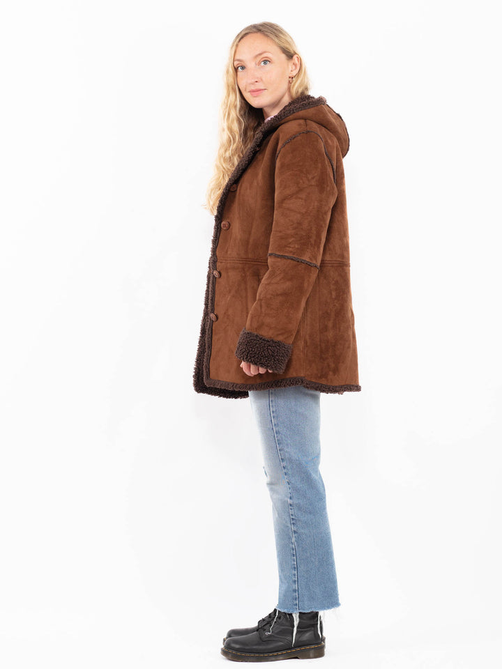 Vintage 90's Women Faux Sheepskin Coat in BrownA0549