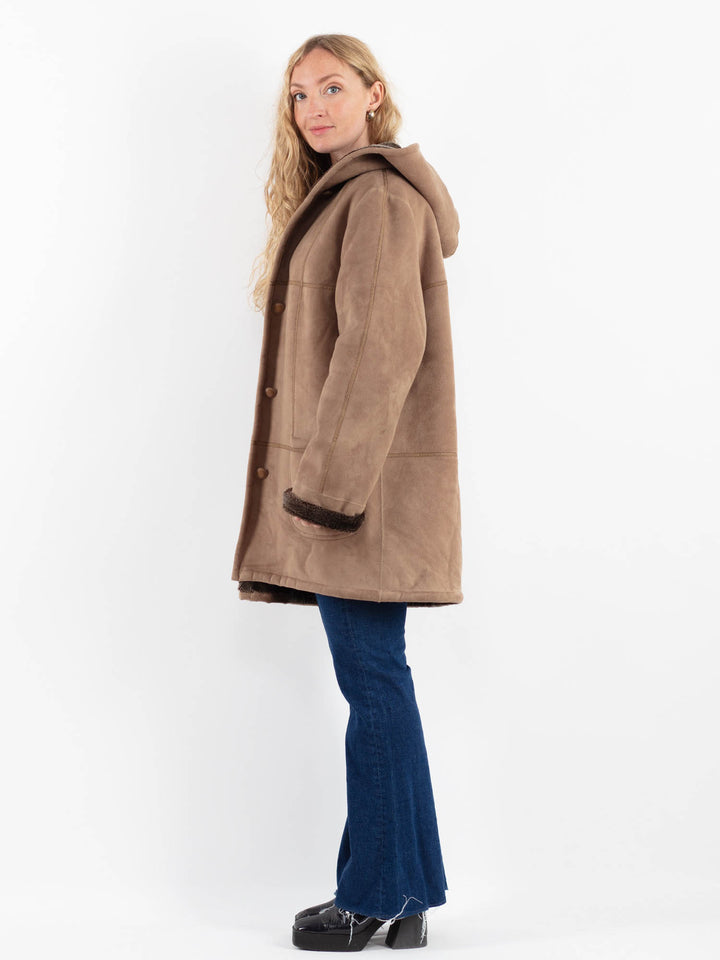 Vintage 90's Women Faux Sheepskin Coat in BeigeV9903