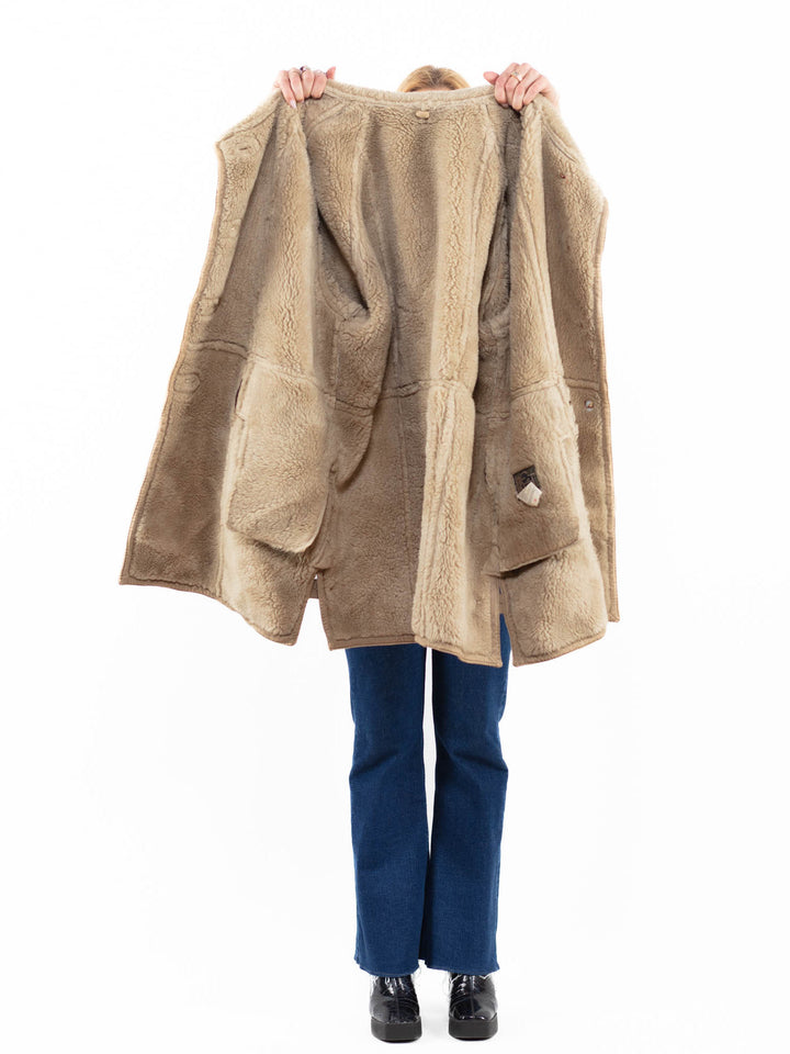 Vintage 90's Women Faux Sheepskin Coat in BeigeA0095