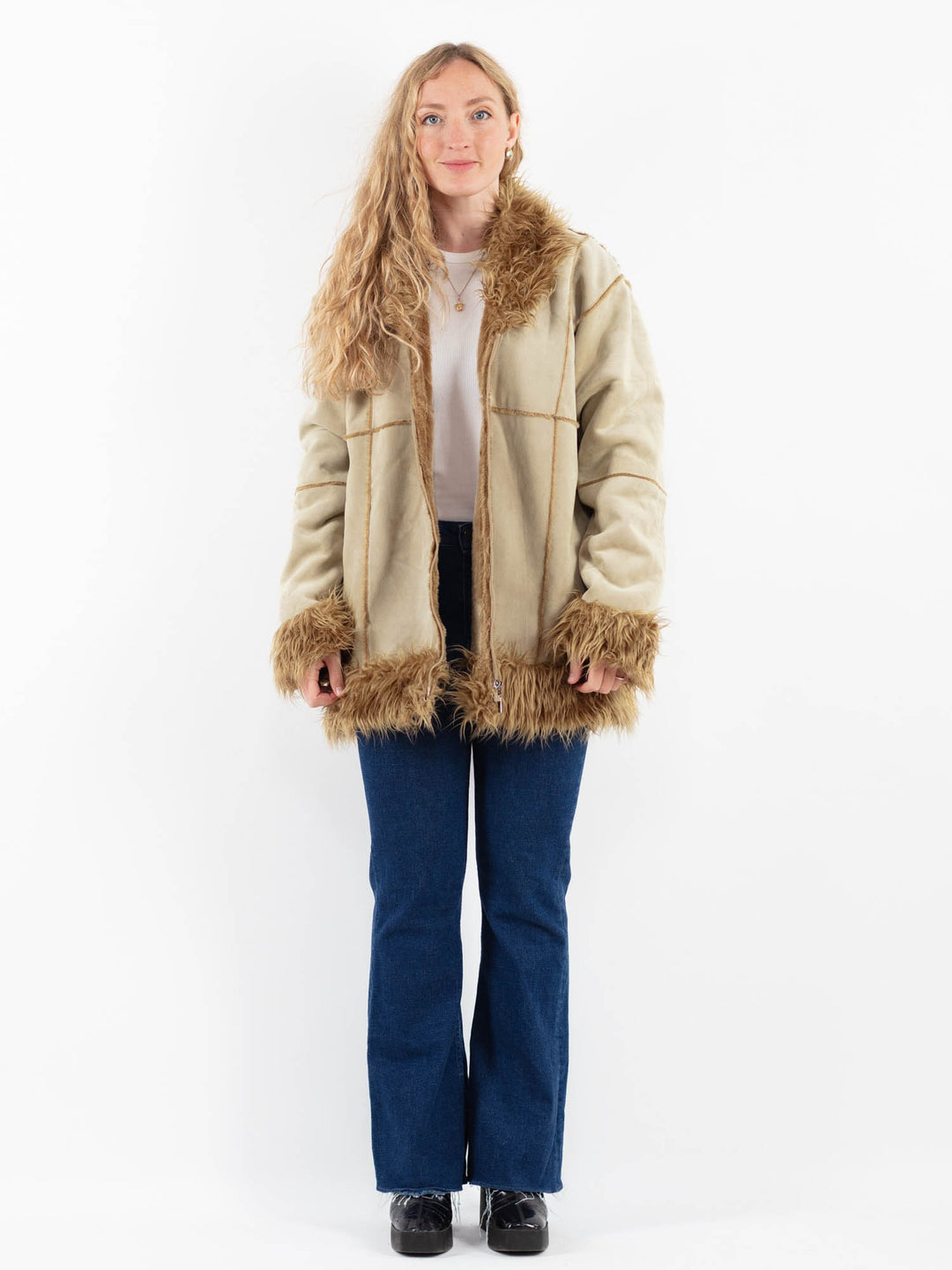 Vintage 90's Women Faux Sheepskin Coat in BeigeV9911
