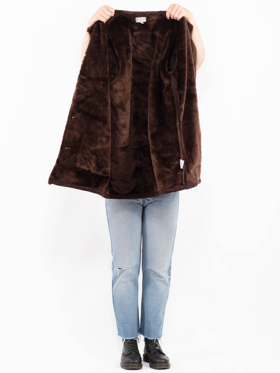 Vintage 90's Women Faux Sheepskin Coat in BrownA0559
