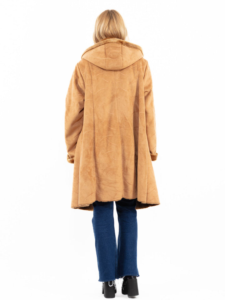 Vintage 90's Women Faux Sheepskin Coat in BeigeA0114