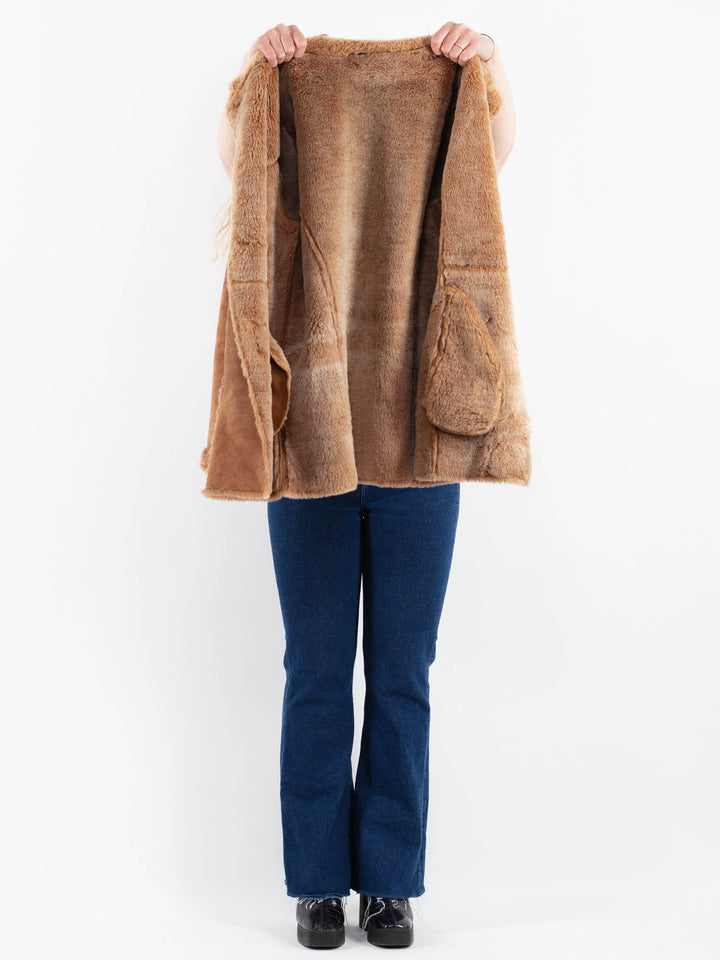 Vintage 90's Women Faux Sheepskin Coat in BrownV9927