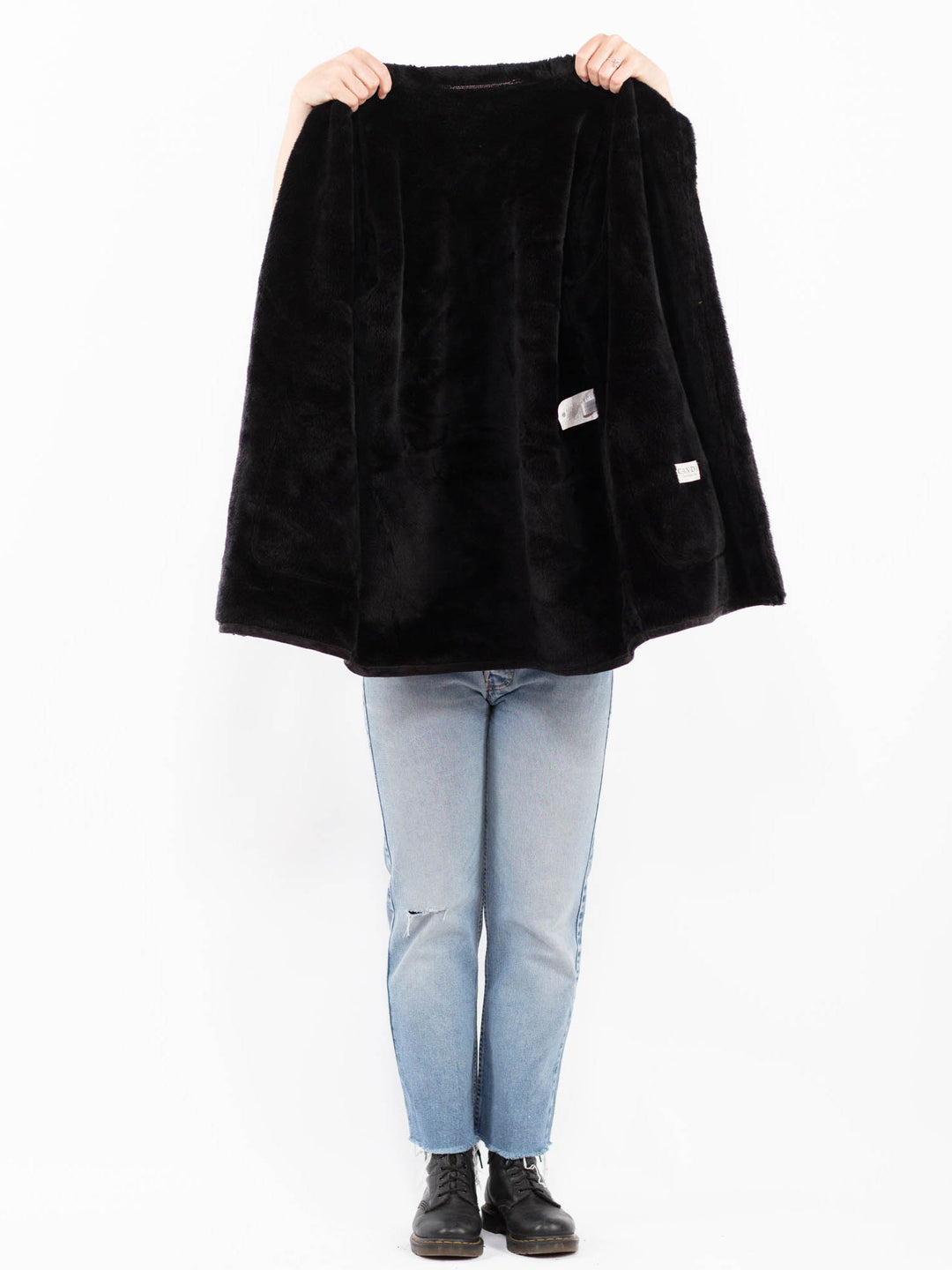 Vintage 90's Women Faux Sheepskin in BlackA0577