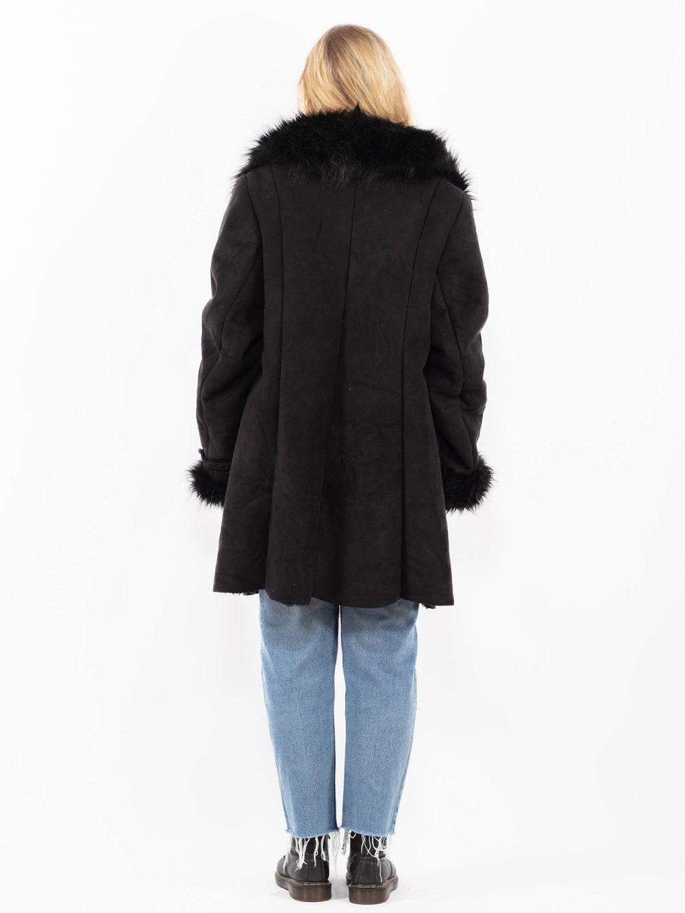 Vintage 90's Women Faux Sheepskin Coat in BlackA0583