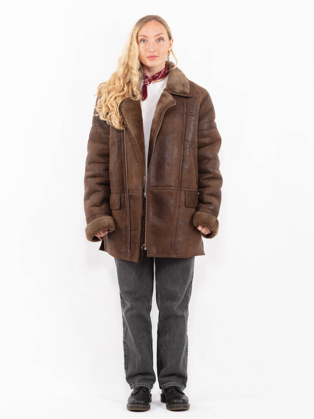Vintage 90's Women Faux Sheepskin Coat in BrownA0676
