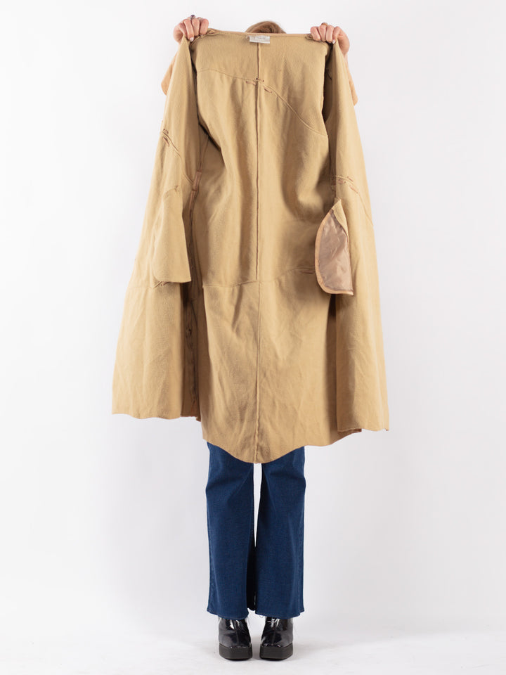 Vintage 90's Women Suede Coat in Beige