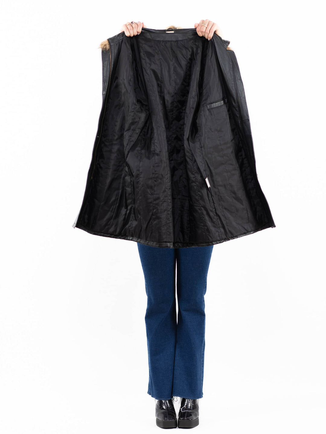 Vintage 90's Women Leather Coat in BlackA0055