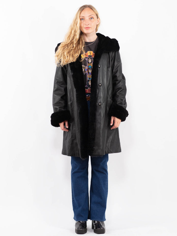 Vintage 90's Women Leather Coat in BlackA0424
