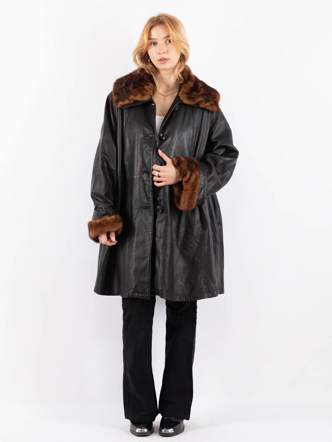 Vintage 90's Women Leather Coat in BlackV9727