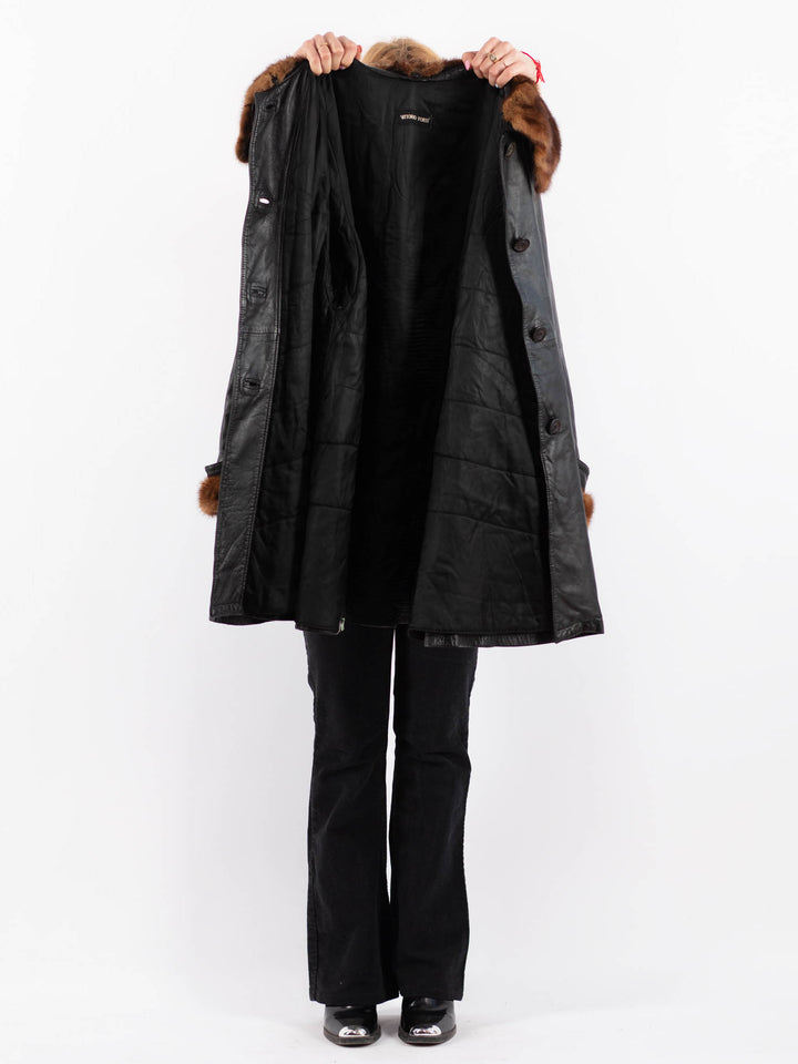 Vintage 90's Women Leather Coat in BlackV9727