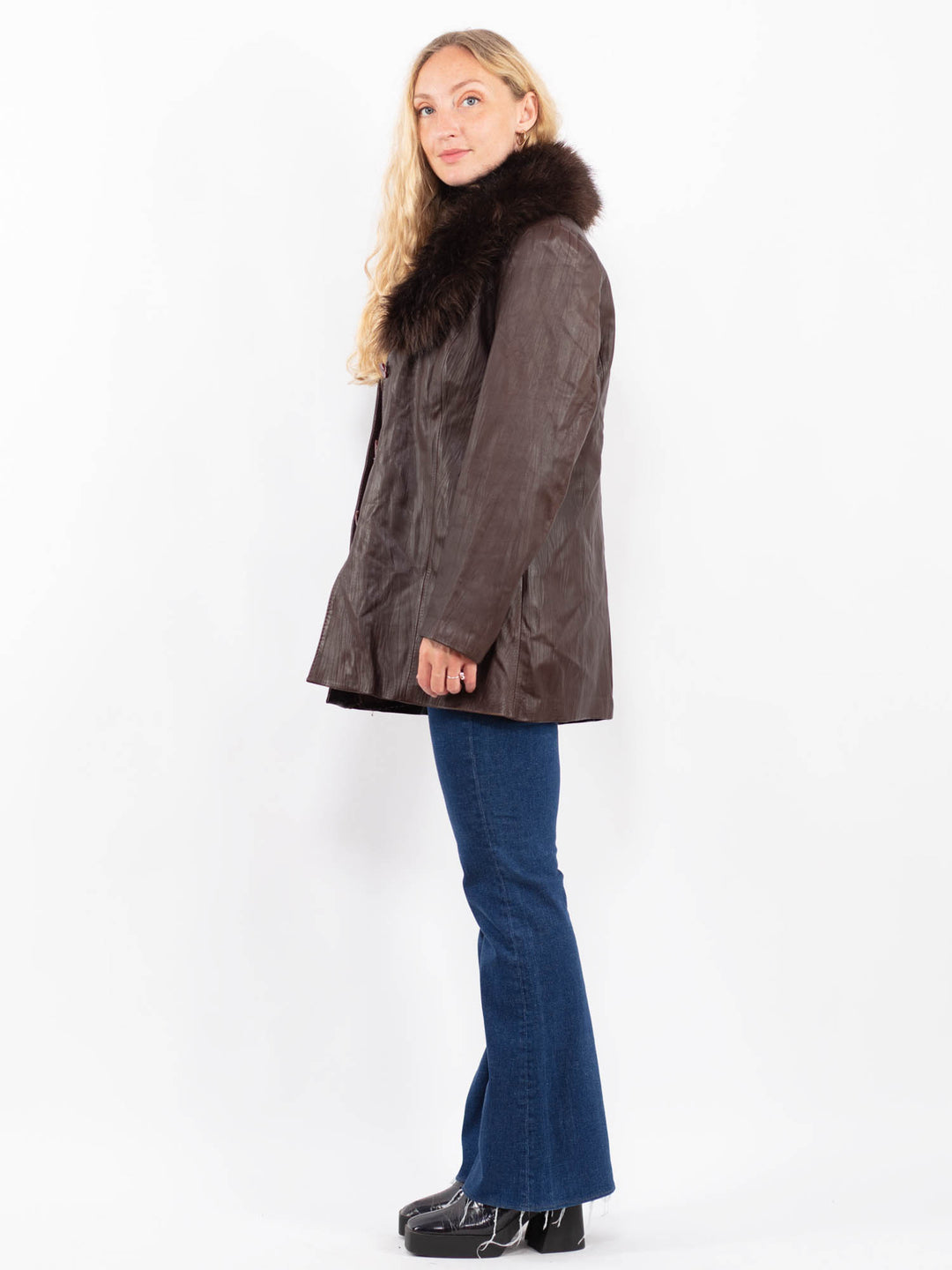 Vintage 90's Women Leather Jacket in BrownA0475