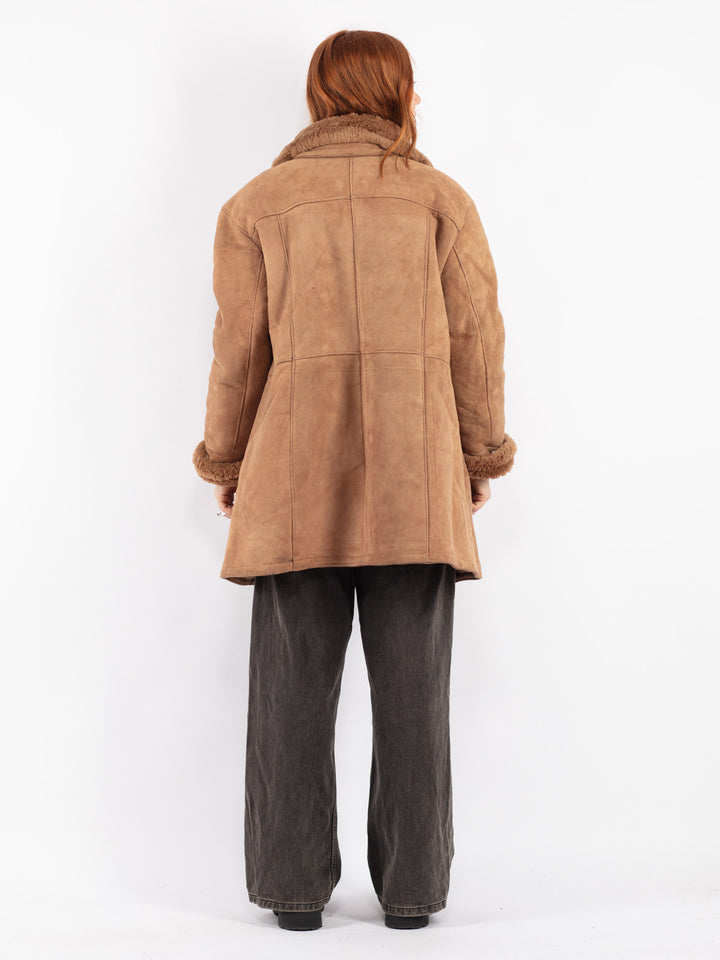Vintage 90's Women Sheepskin Coat in Beige