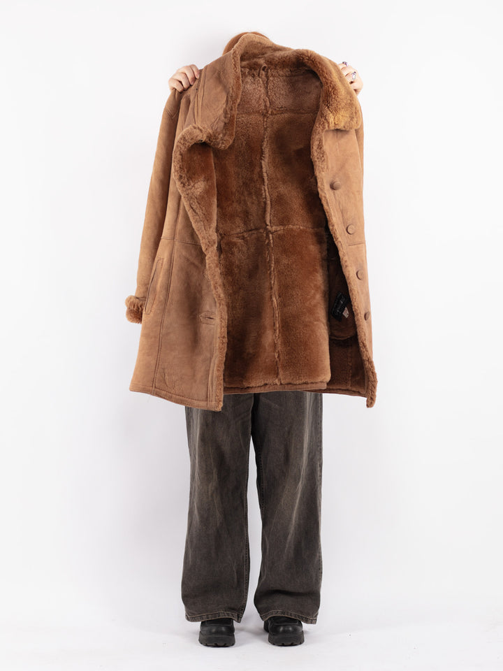 Vintage 90's Women Sheepskin Coat in Beige