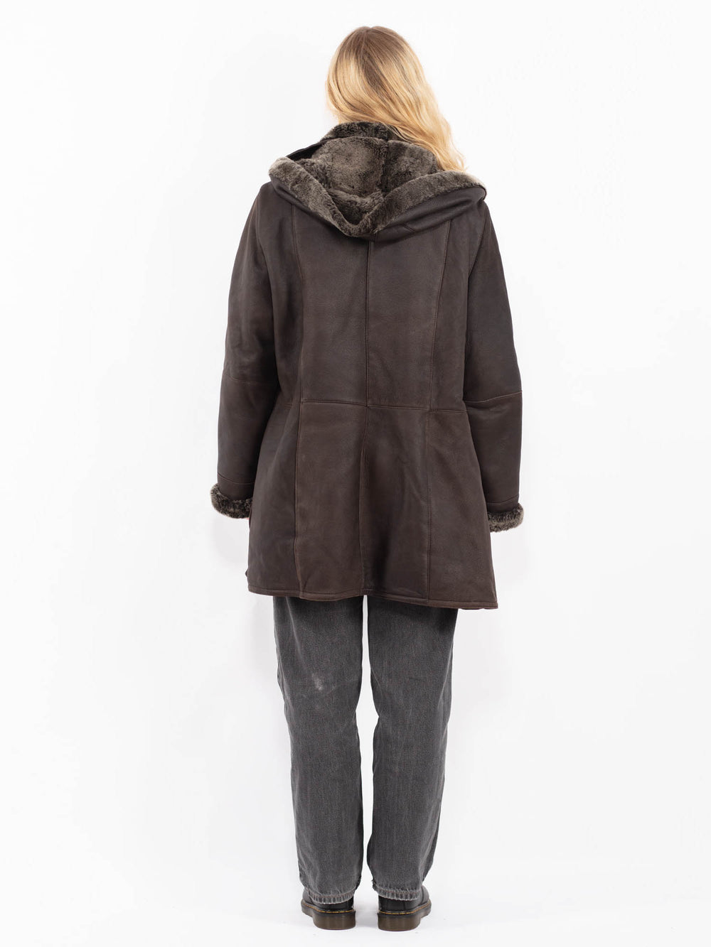 Vintage 90's Women Sheepskin Coat in BrownA0590