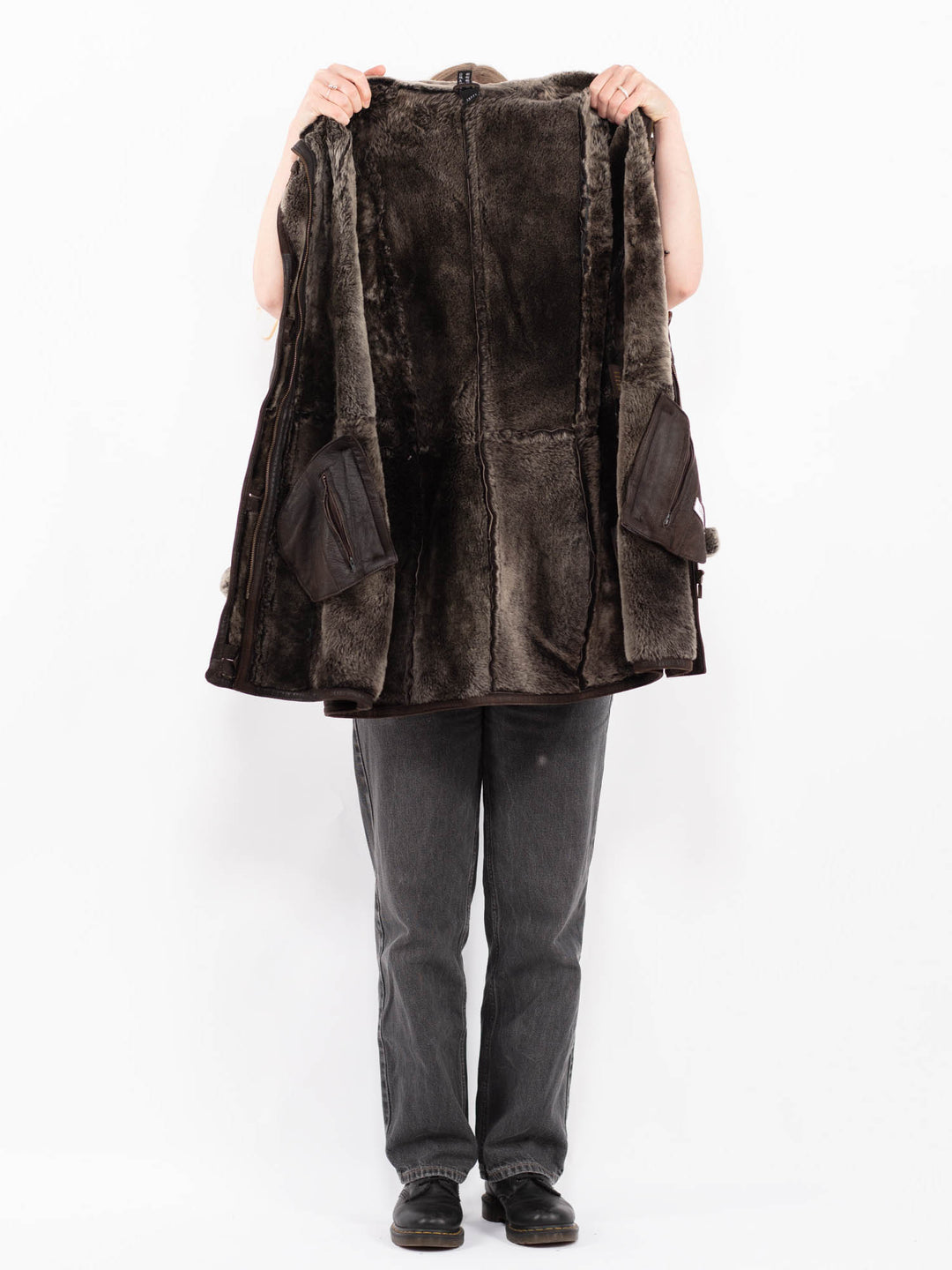 Vintage 90's Women Sheepskin Coat in BrownA0590