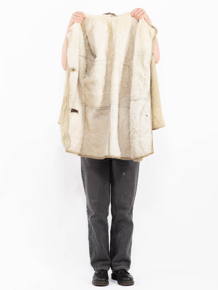 Vintage 90's Women Sheepskin Coat in BeigeA0592