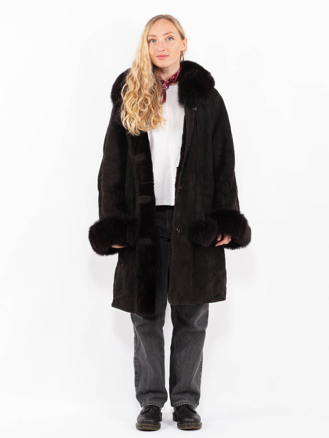 Vintage 90's Women Sheepskin Coat in BrownA0596