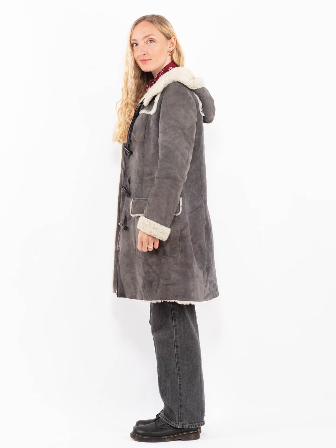 Vintage 90's Women Sheepskin Coat in GrayA0597
