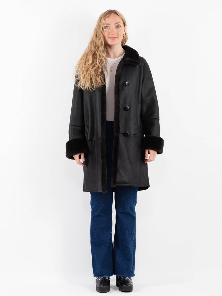Vintage 90's Women Sheepskin Coat in BlackV9858