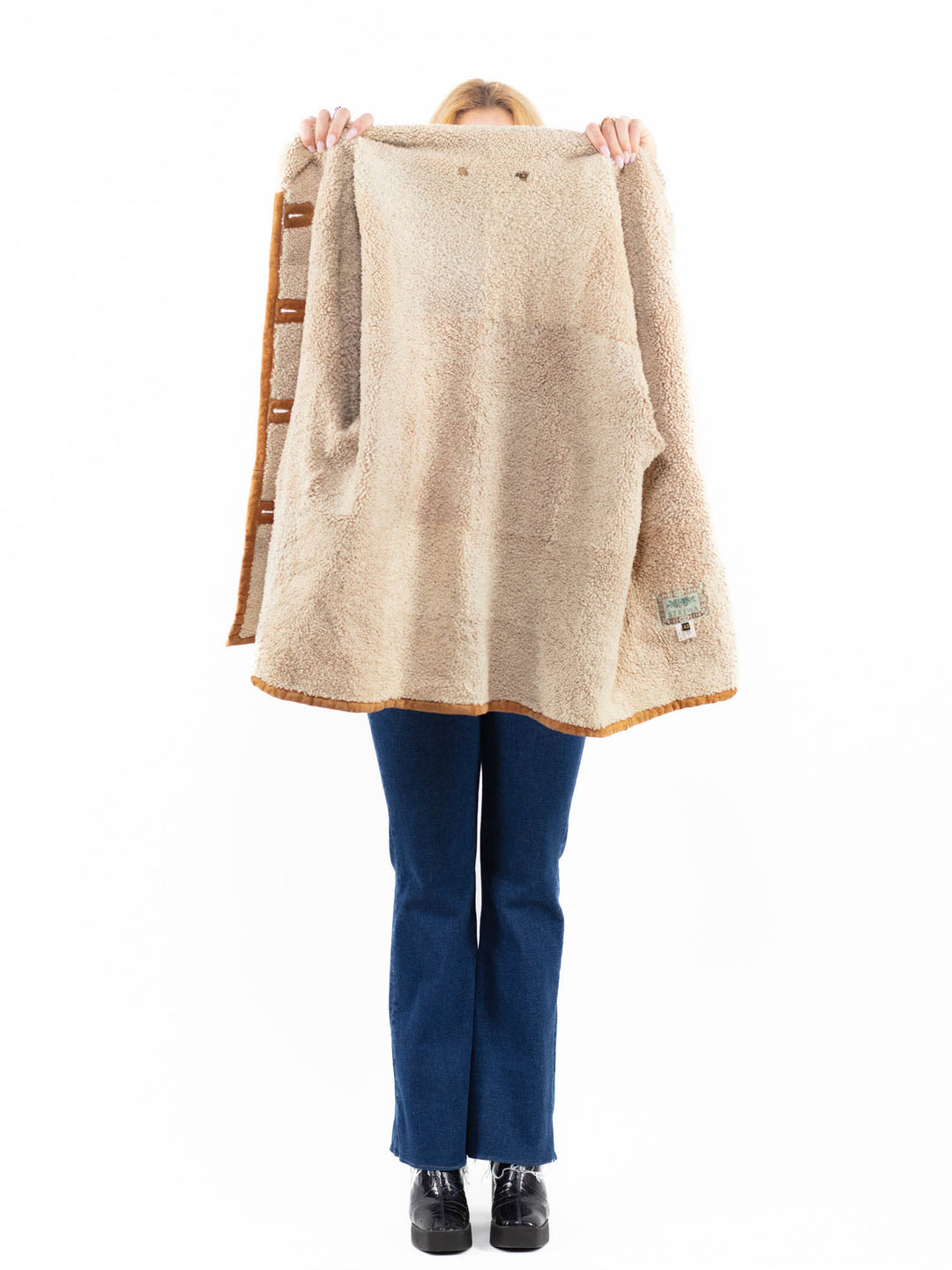 Vintage 90's Women Sheepskin Coat in BrownA0052