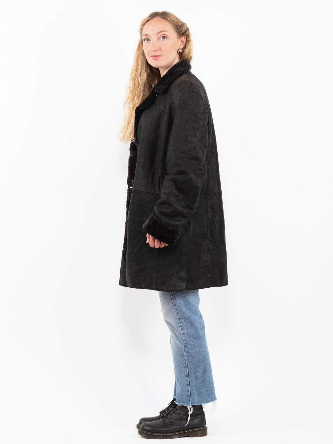 Vintage 90's Women Sheepskin in BlackA0264