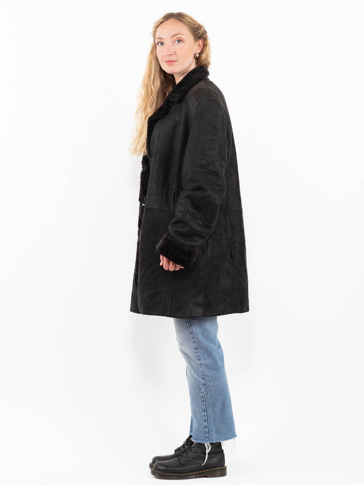 Vintage 90's Women Sheepskin in BlackA0264