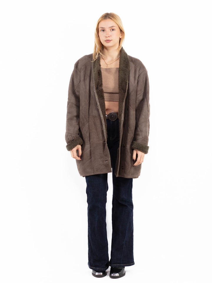 Vintage 90's Women Sheepskin Coat in Gray Brown
