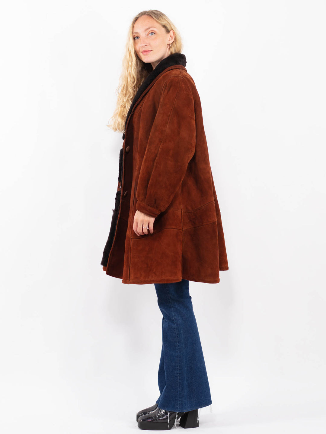 Vintage 90's Women Sheepskin Coat in BrownA0371
