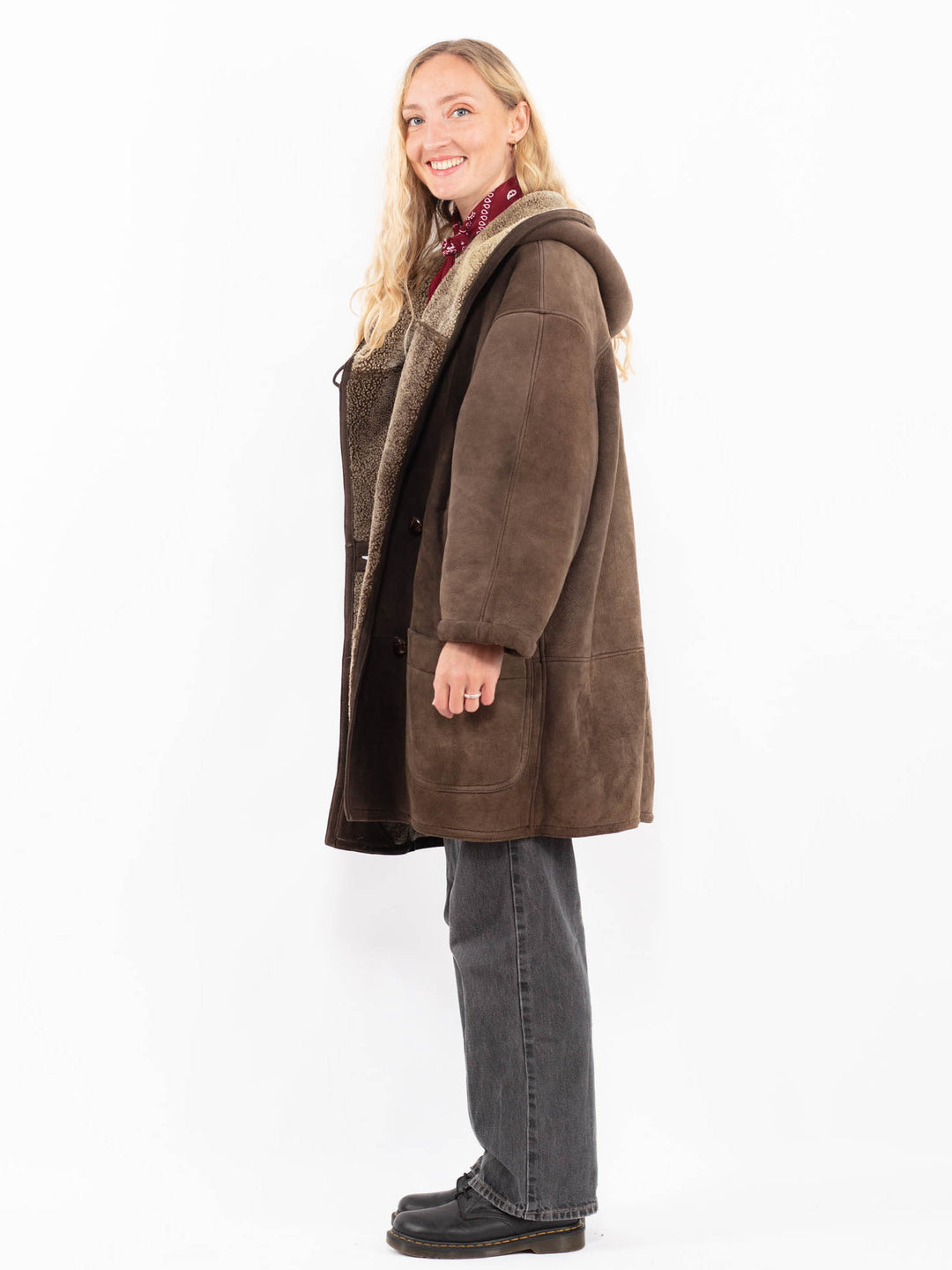 Vintage 90's Women Sheepskin Coat in BrownA0618