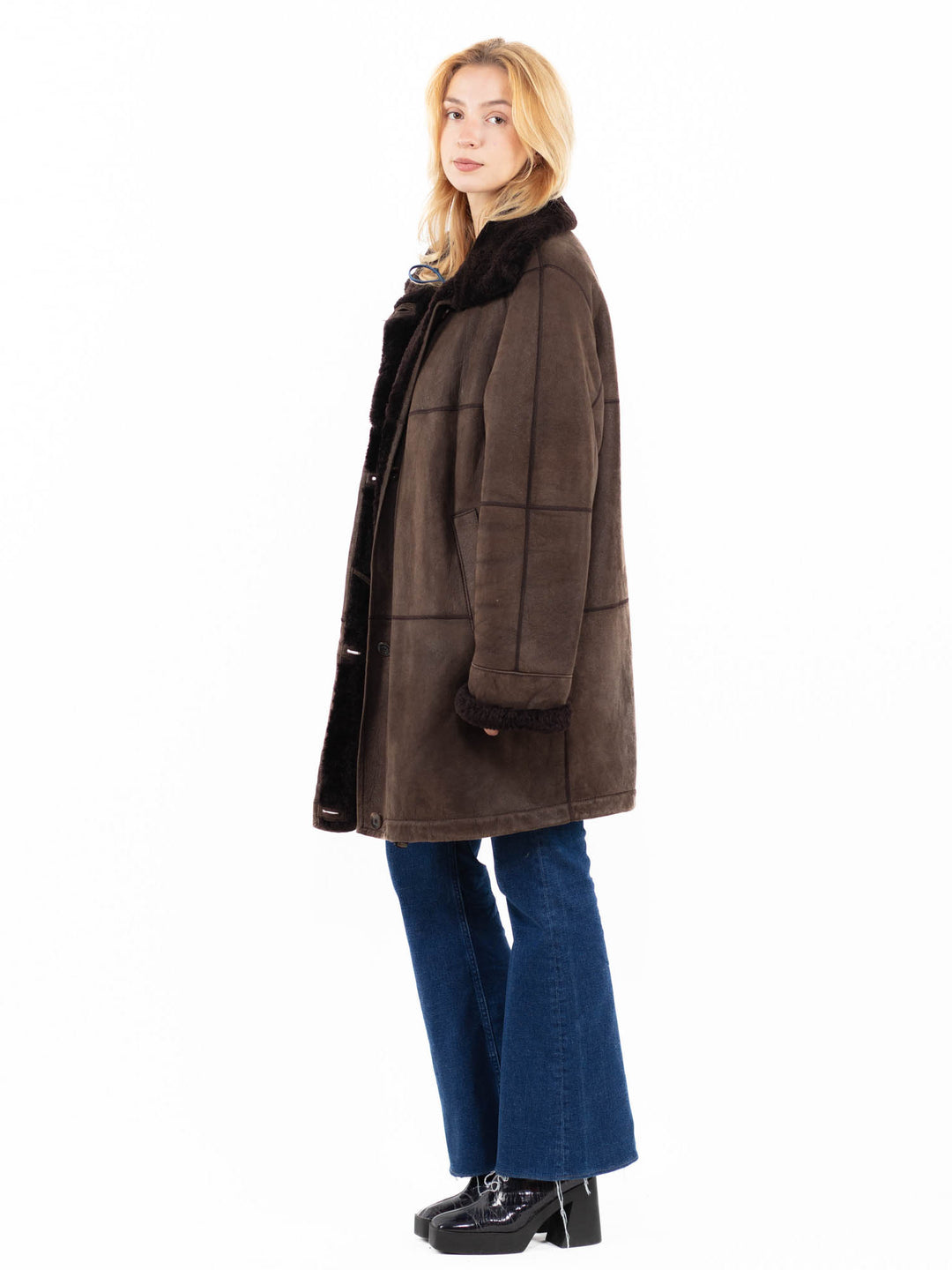 Vintage 90's Women Sheepskin Coat in BrownA0064