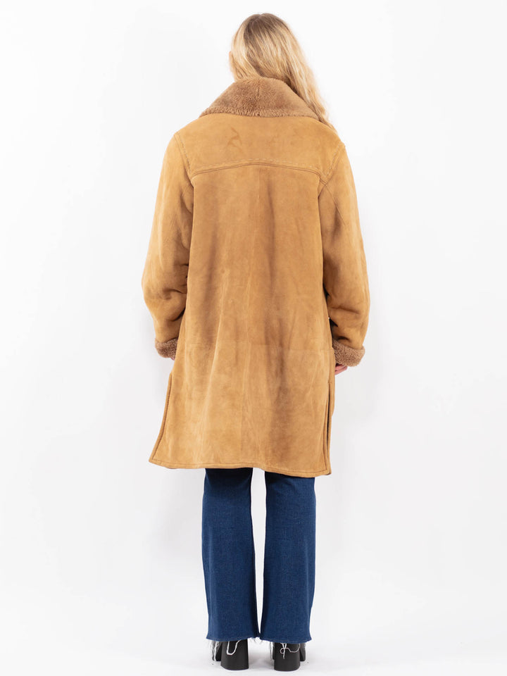 Vintage 90's Women Sheepskin Coat in BeigeA0381